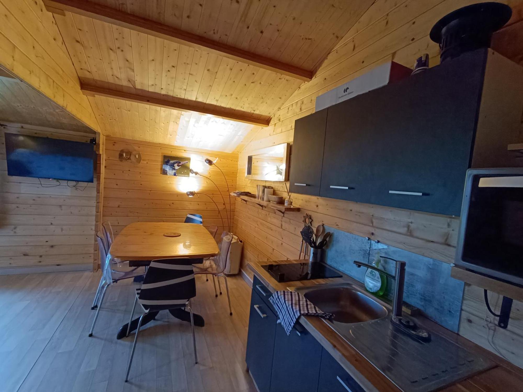 Gite Les Chalets Du Fliers Verton Meubles De Tourisme Classes 2 Etoiles Berck Zimmer foto
